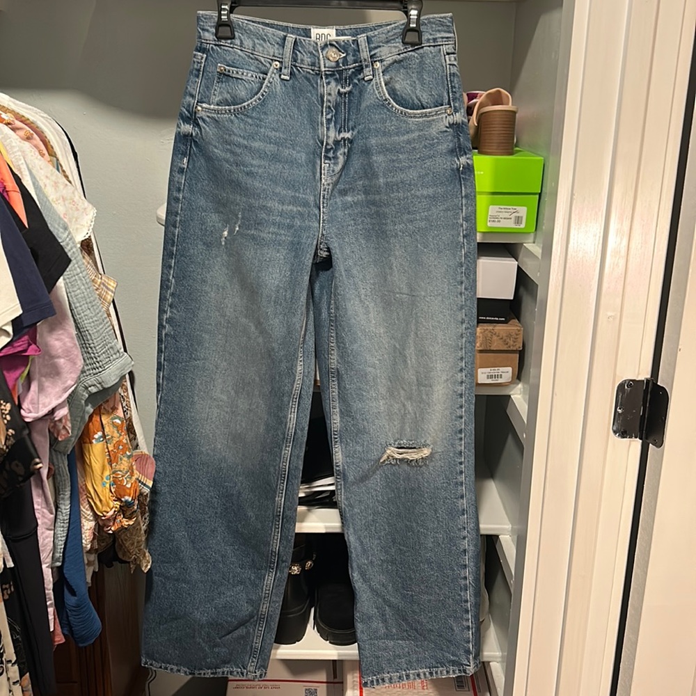 BDG Mid-Vintage Wash 90s Baggy Boyfriend Jeans - Picture 3 of 9